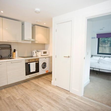 8 Compass Point Apartment Борнмът Екстериор снимка